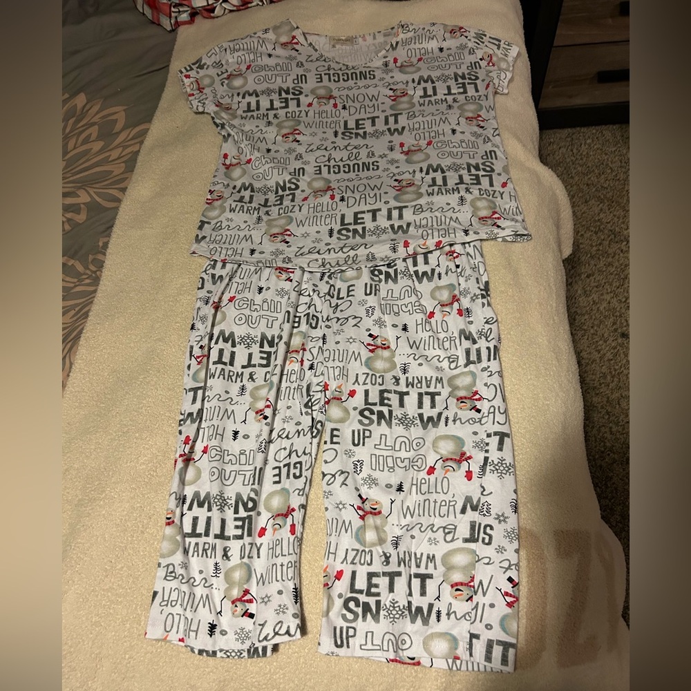 Festive Snowman Women’s Pajama Set - White